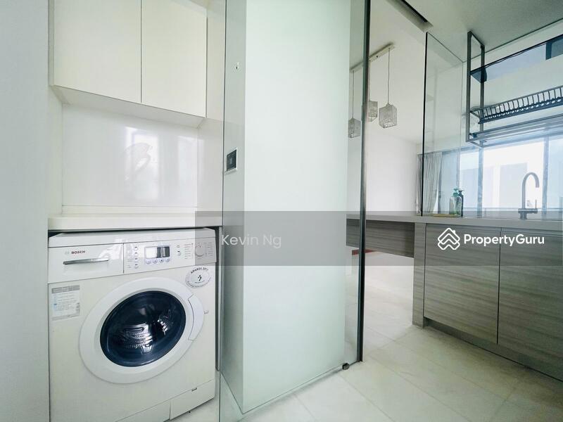 Condominium for Sale, The Shore Residences, SGD 1,950,000 | 103-year lease