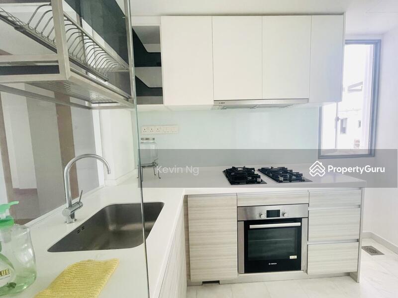 Condominium for Sale, The Shore Residences, SGD 1,950,000 | 103-year lease