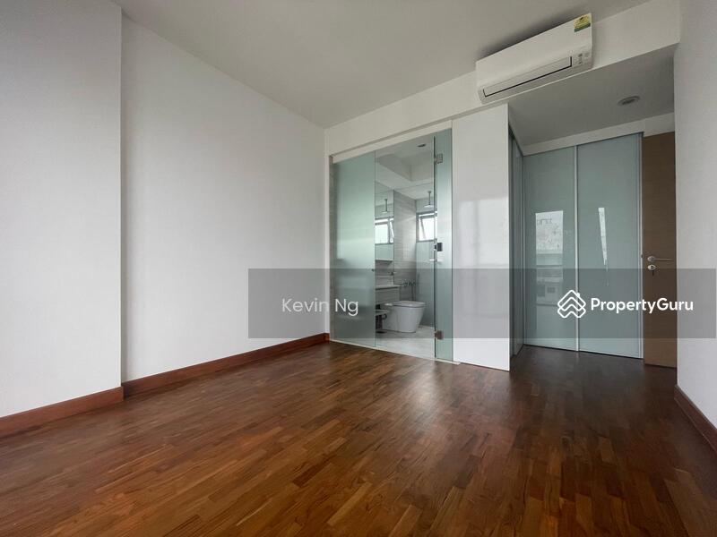 Condominium for Sale, The Shore Residences, SGD 1,950,000 | 103-year lease