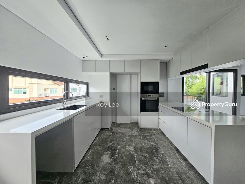  D19 Eminence Landed  8.7.0.0.6.6.6.1 Brand New 3.5 Sty + Mezz. + Base. Corner-T @ Srgn Garden