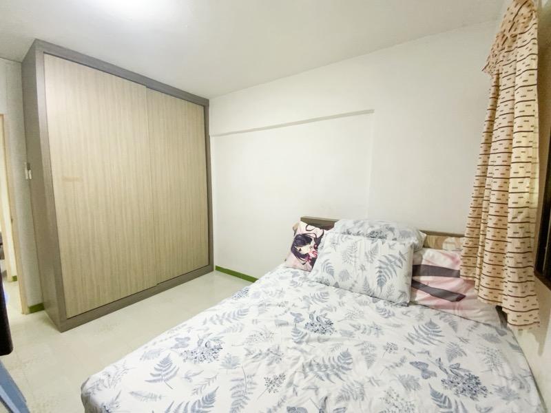 HDB Apartment for Sale, 31 Marsiling Drive HDB Apartment For Sale, $380,000, 2 Bed 2 Bath 785 sqft $484.00 psf, SGD 380,000 | 99-year Leasehold