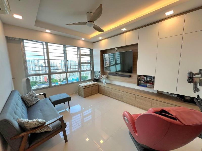 Prop-GPT: HDB Apartment: D12  116A Jalan Tenteram