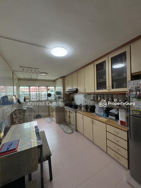 HDB Flat for Sale, 261 Jurong East Street 24, SGD 428,000 | 99-year lease