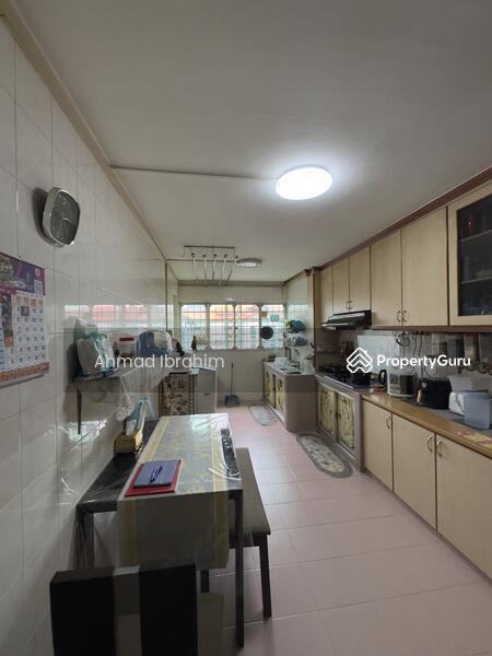 HDB Flat for Sale, 261 Jurong East Street 24, SGD 428,000 | 99-year lease