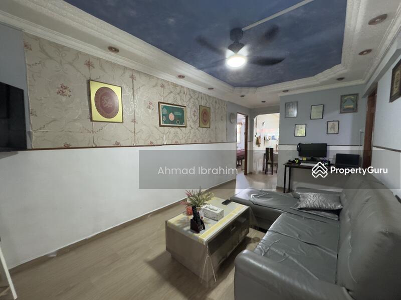 HDB Flat for Sale, 261 Jurong East Street 24, SGD 428,000 | 99-year lease