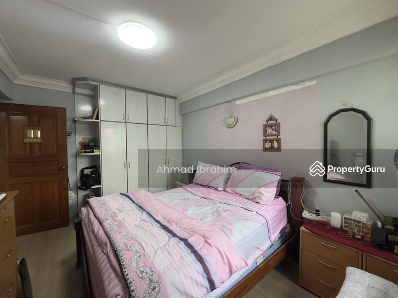 HDB Flat for Sale, 261 Jurong East Street 24, SGD 428,000 | 99-year lease