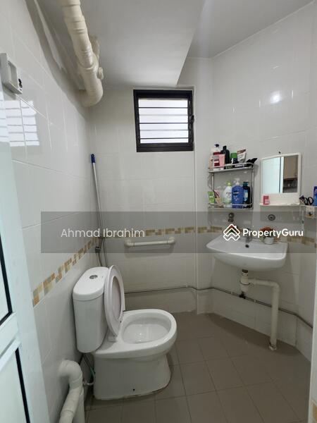 HDB Flat for Sale, 261 Jurong East Street 24, SGD 428,000 | 99-year lease