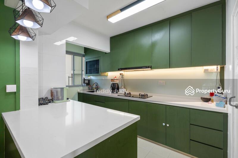 HDB Flat for Sale, 37 Margaret Drive, SGD 1,050,000 | 99-year lease
