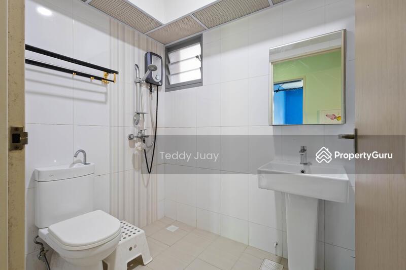 HDB Flat for Sale, 37 Margaret Drive, SGD 1,050,000 | 99-year lease