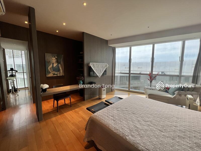 Condominium for Sale: D04, 098402