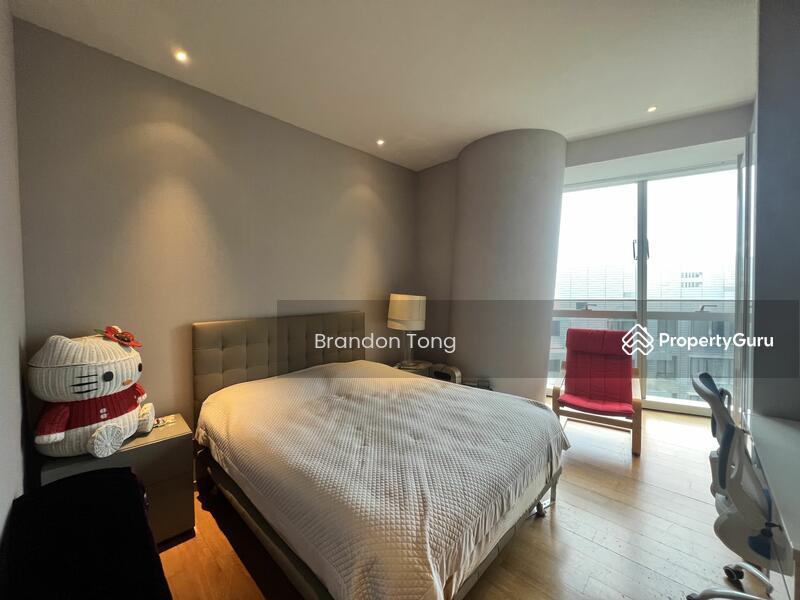 Condominium for Sale: D04, 098402