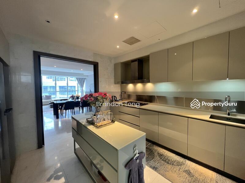 Condominium for Sale: D04, 098402