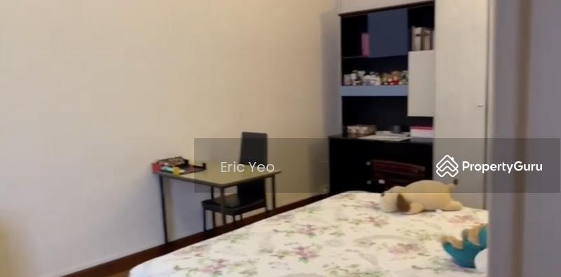 Corner Terrace for Sale: D15, 428724