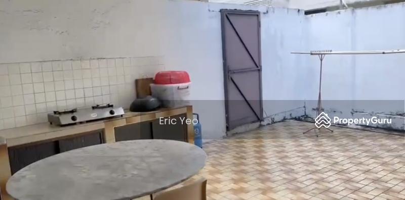 Corner Terrace for Sale: D15, 428724