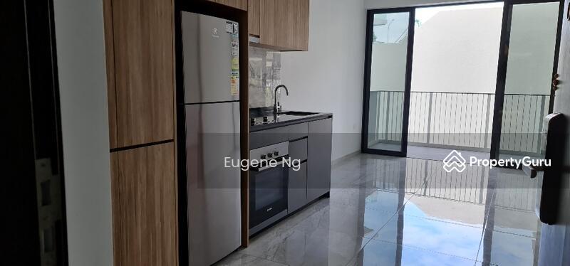 Prop-GPT: Condominium: D05  The Verandah Residences