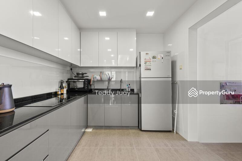 Condominium for Sale: D20, 579820