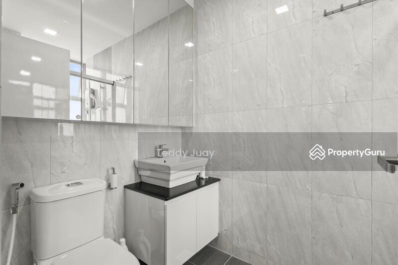 Condominium for Sale: D20, 579820