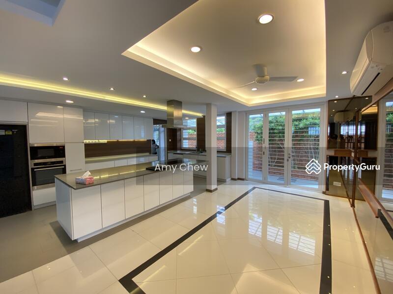 Detached for Sale, Lovely Modern 2 Storey Detached with Patio and Pool with nice garden, SGD 16,800,000 | Freehold