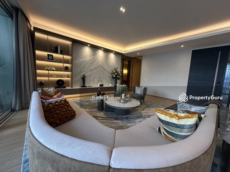 Condominium for Sale: D06, 178884