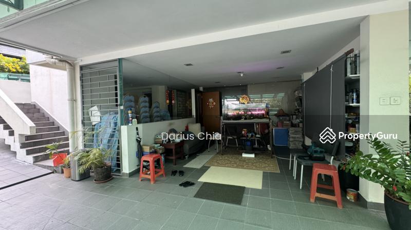 Bungalow - Good Class for Sale: D10, 249579