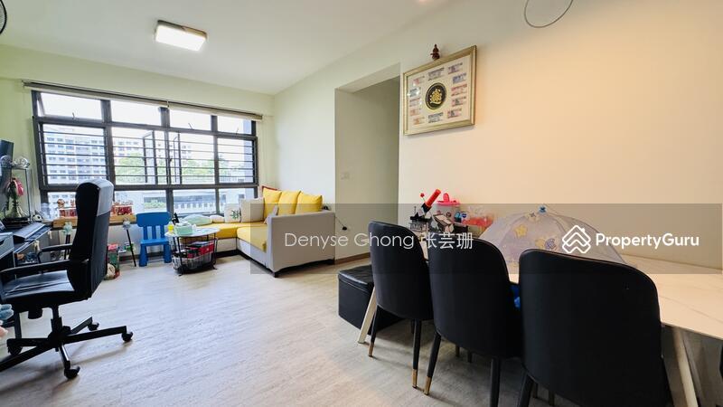 HDB Flat for Sale, 479C Yishun Street 42, SGD 618,000 | 99-year lease
