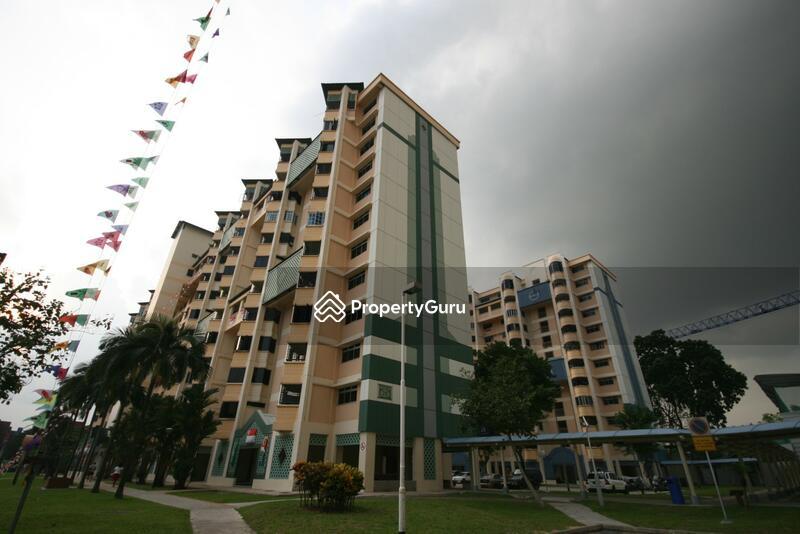 HDB Flat for Sale, 25 Teban Gardens Road, SGD 570,000 | 99-year lease