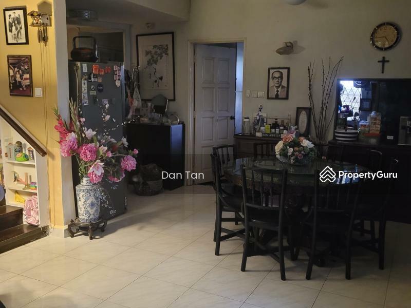 Detached for Sale, Holland Road999 tenurelanded19xx psf$6.5Mil, SGD 6,500,000 | 999-year lease