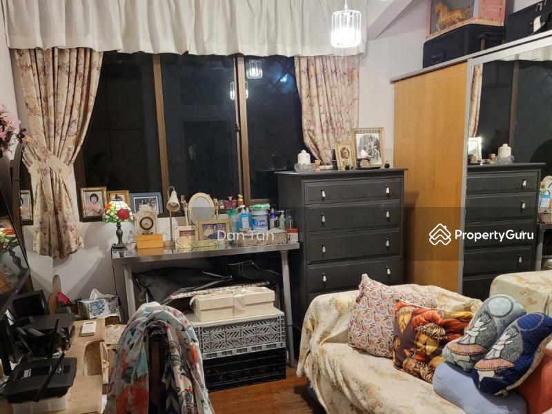 Detached for Sale, Holland Road999 tenurelanded19xx psf$6.5Mil, SGD 6,500,000 | 999-year lease