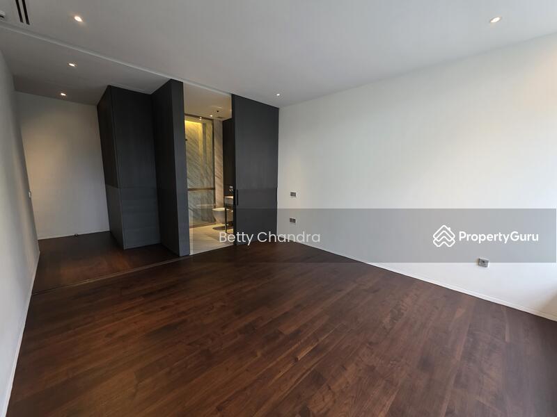 Condominium for Sale: D10, 258462