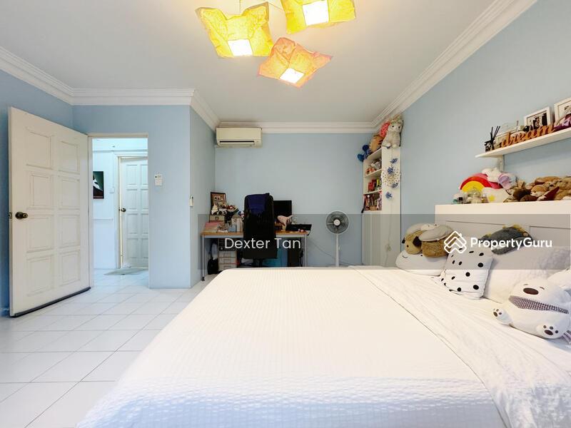 Terrace for Sale: D15, 429969