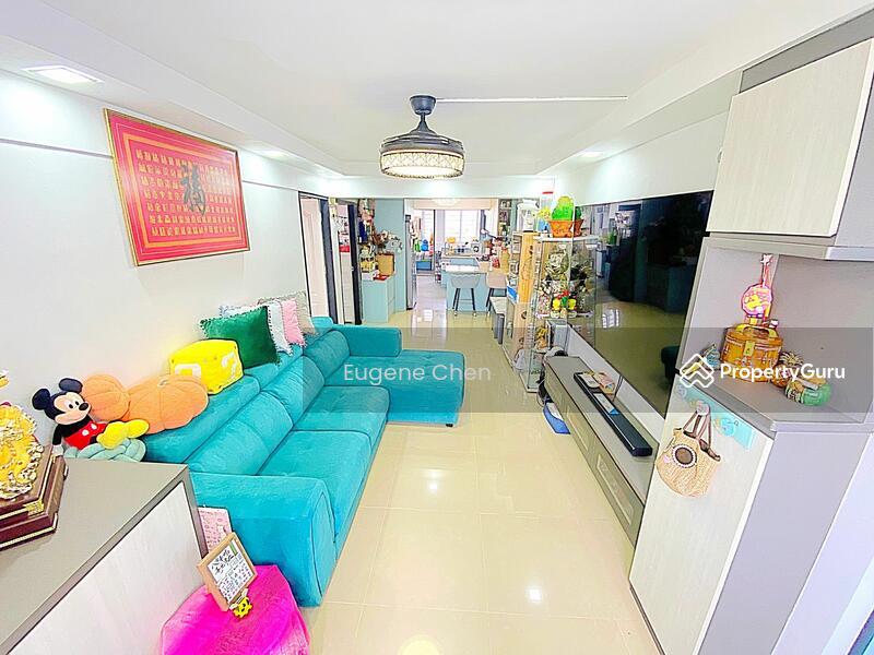 Prop-GPT: HDB Flat: D22 Boon Lay 211 Boon Lay Place