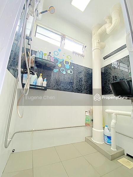 HDB Flat for Sale, 211 Boon Lay Place, SGD 428,888 | 99-year lease