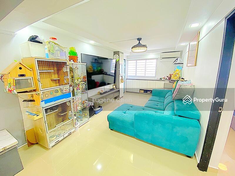 HDB Flat for Sale, 211 Boon Lay Place, SGD 428,888 | 99-year lease