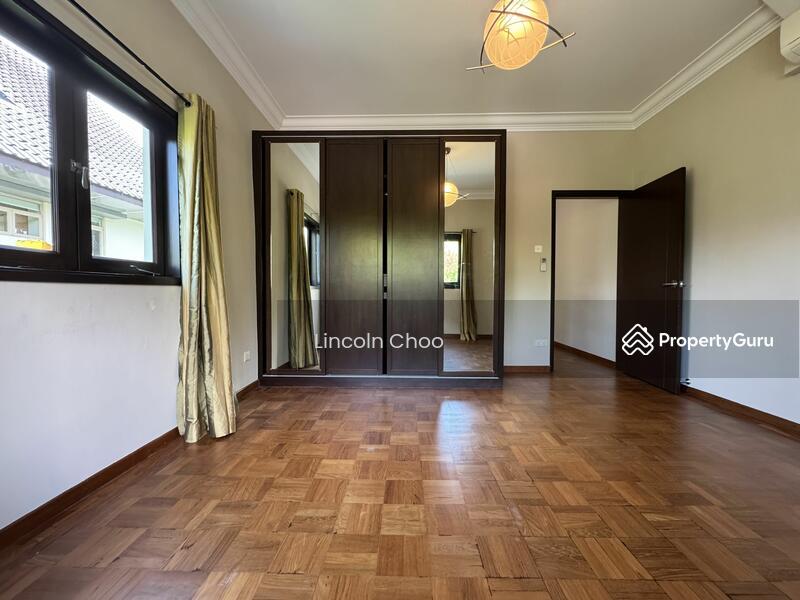 Semi-Detached for Sale: D11, 289256