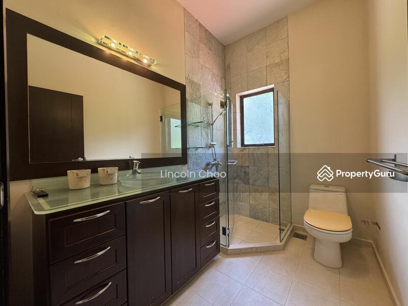 Semi-Detached for Sale: D11, 289256