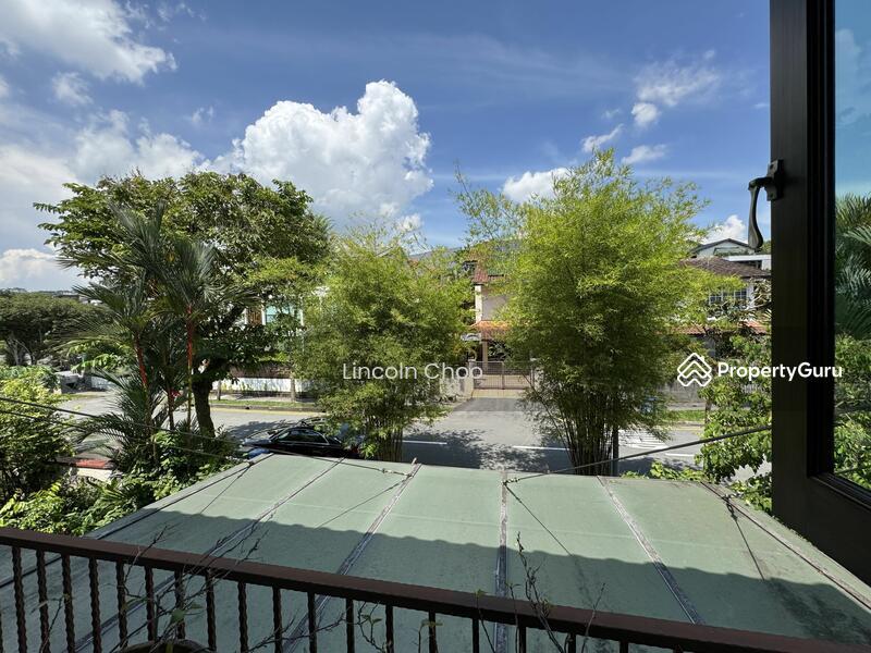 Semi-Detached for Sale: D11, 289256