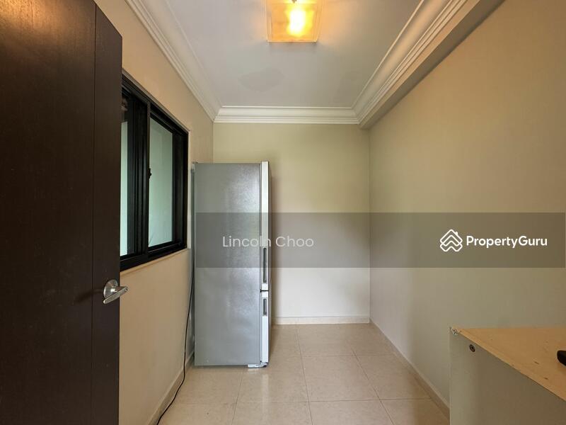 Semi-Detached for Sale: D11, 289256