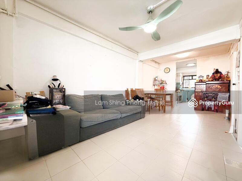 Prop-GPT: HDB Flat: D12  68 Geylang Bahru