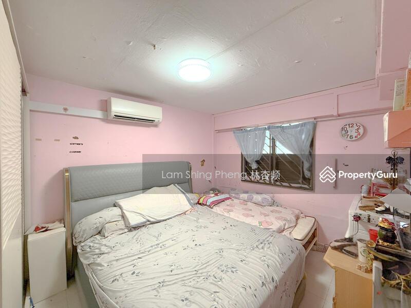 HDB Flat for Sale: D12, 330068