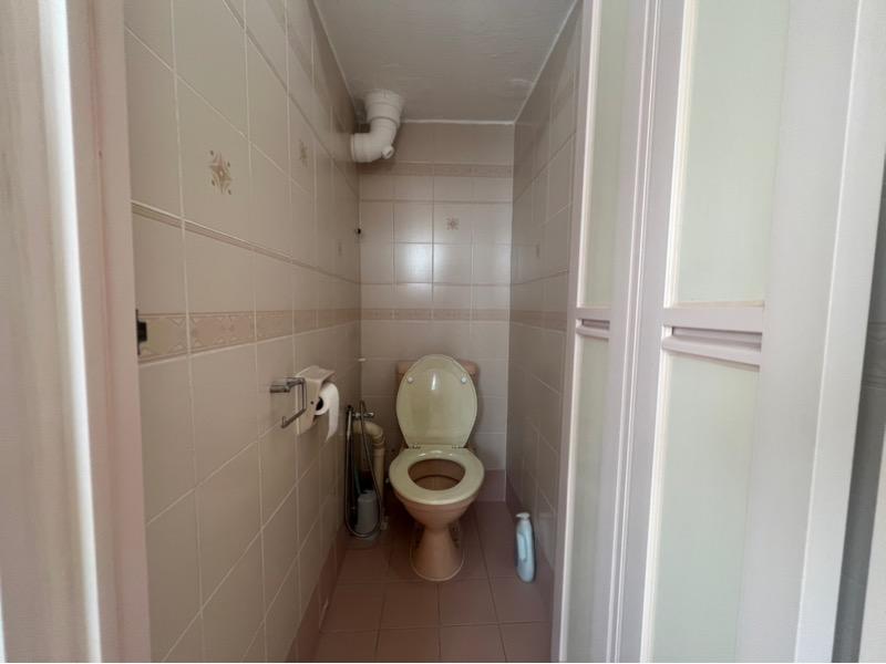 HDB Apartment for Sale, 3 Queen's Road HDB Apartment For Sale, $659,999, 3 Bed 2 Bath 979 sqft $674.00 psf, SGD 659,999 | 99-year Leasehold
