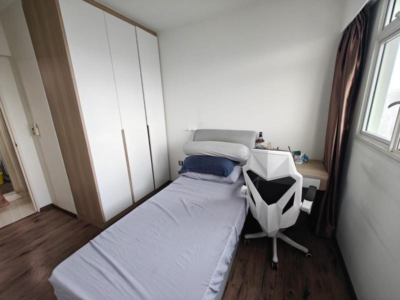 78 Lorong Limau HDB Apartment For Sale, $998,000, 3 Bed 2 Bath 1,001 sqft $997.00 psf