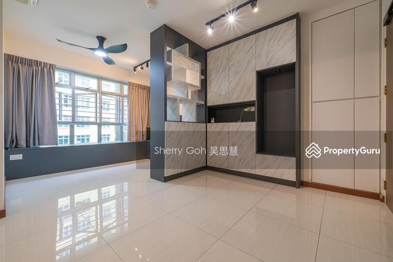 HDB Flat for Sale: D27, 753126