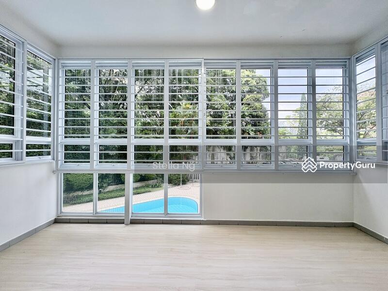 Prop-GPT: Apartment: D09 Cairnhill Cavenagh House