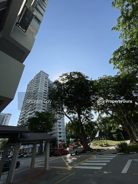 Prop-GPT: Apartment: D15 Marine Parade Lagoon View