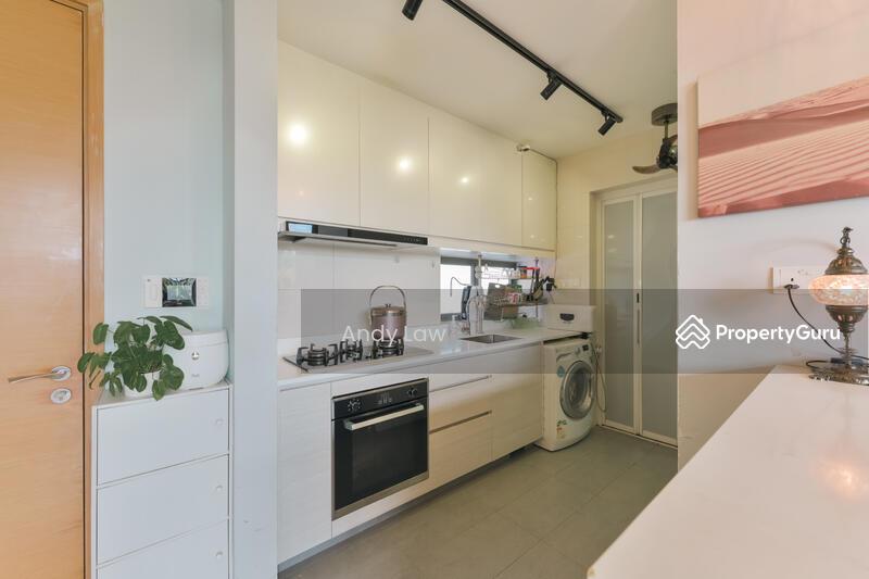Condominium for Sale: D23, 677666