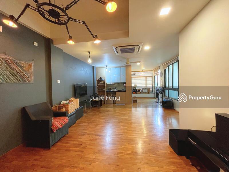 Terrace for Sale: D16, 468031
