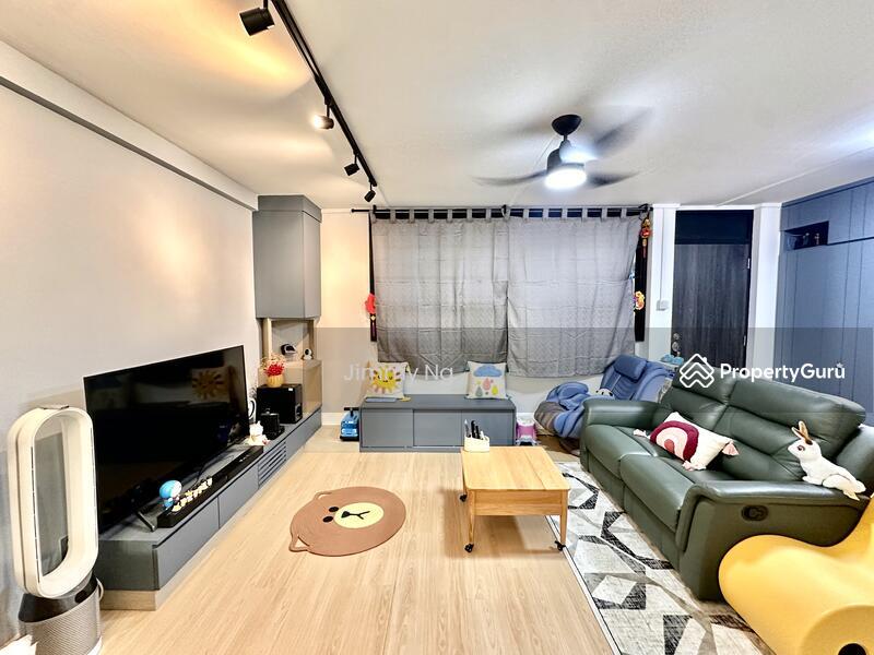 Prop-GPT: HDB Flat: D14  347 Ubi Avenue 1
