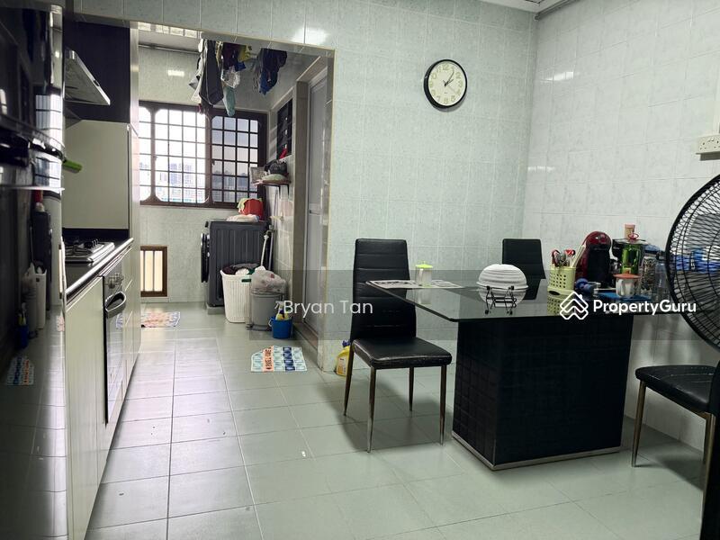 HDB Flat for Sale, 167 Petir Road, SGD 738,000 | 99-year lease