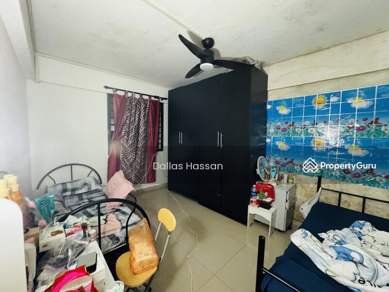 HDB Flat for Sale, 121 Yishun Street 11, SGD 429,000 | 99-year lease