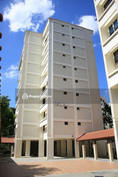 HDB Flat for Sale, 121 Yishun Street 11, SGD 429,000 | 99-year lease